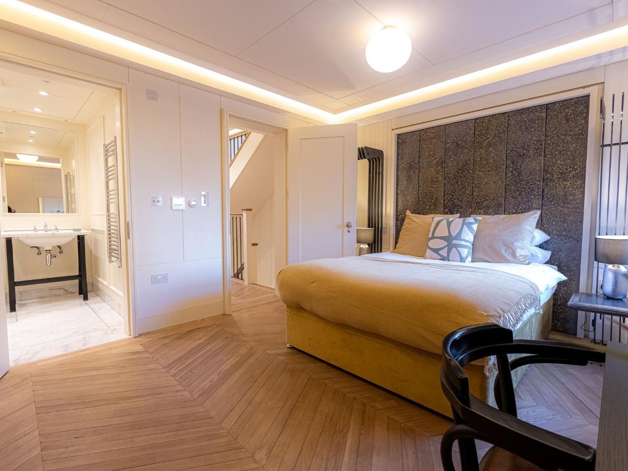 Modern Deluxe Five Bedroom House Near Chalk Farm Station By Belvilla 伦敦 外观 照片